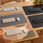 Cinco desk mats de materiais e cores diferentes para home office